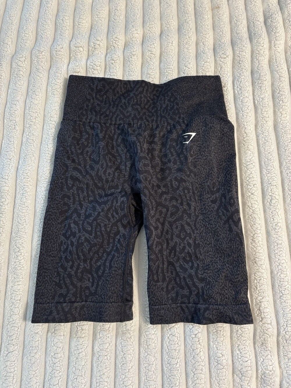 Gymshark Adapt Animal Print Cycling Bike Shorts Womens Small Charcoal Gray Black